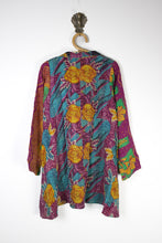 Cargar imagen en el visor de la galería, Poppy Kantha Tunic S (15331)