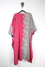 Load image into Gallery viewer, Kantha Ruana Long Sleeve (17545)