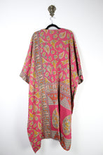 Load image into Gallery viewer, Kantha Ruana Long Sleeve (17566)