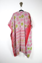 Load image into Gallery viewer, Kantha Ruana (17577)