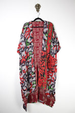 Load image into Gallery viewer, Kantha Ruana (17585)