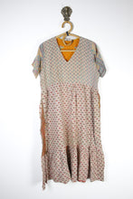 Load image into Gallery viewer, Saheli Dress L (16072)