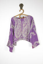 Load image into Gallery viewer, Saral Kantha Top (8111)