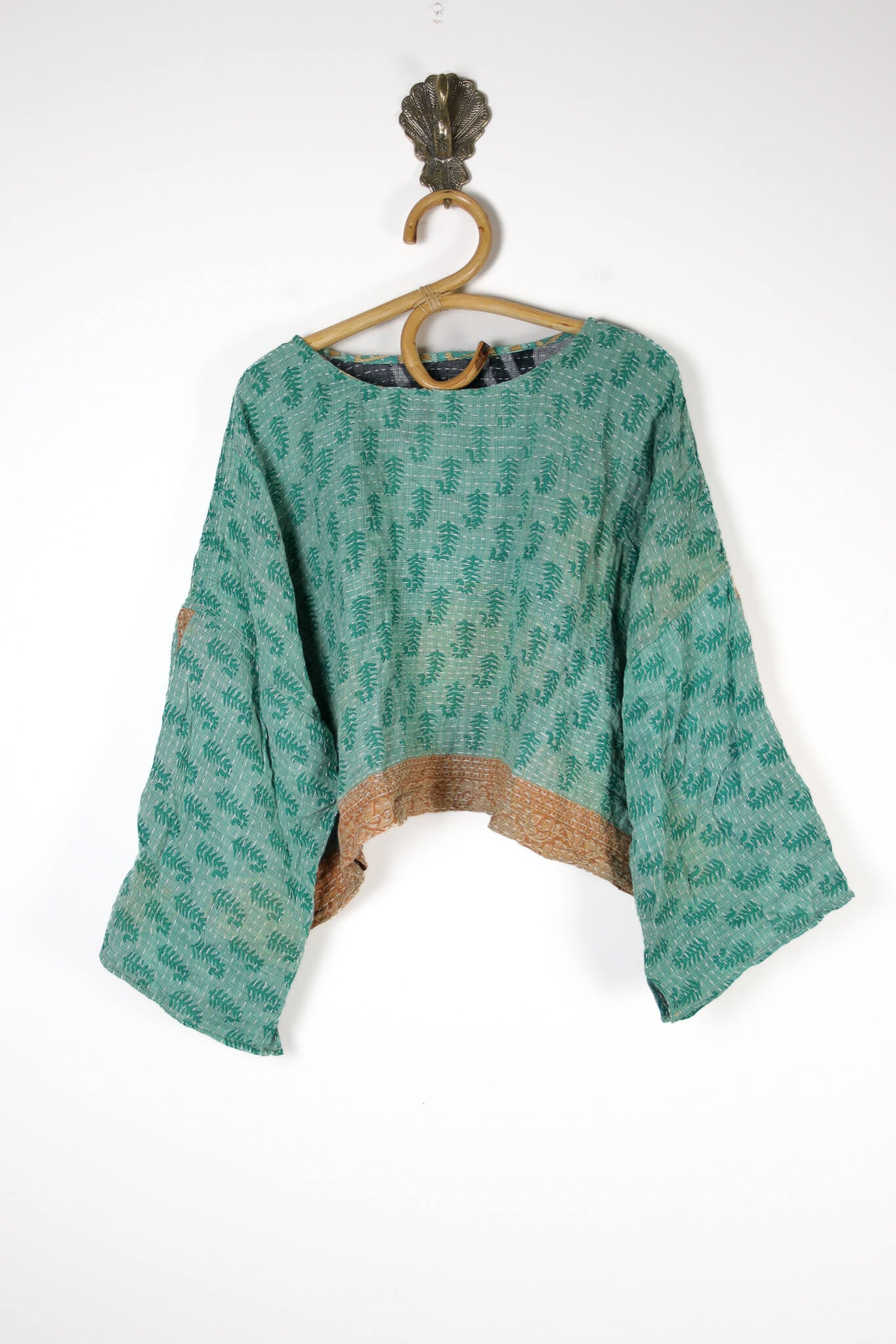 Saral Kantha Top (8113)