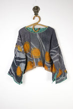 Load image into Gallery viewer, Saral Kantha Top (8113)