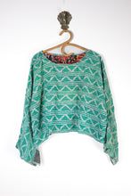 Load image into Gallery viewer, Saral Kantha Top (15776)