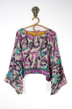 Load image into Gallery viewer, Saral Kantha Top (15801)
