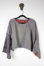 Load image into Gallery viewer, Saral Kantha Top (16803)