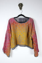 Load image into Gallery viewer, Saral Kantha Top (16803)