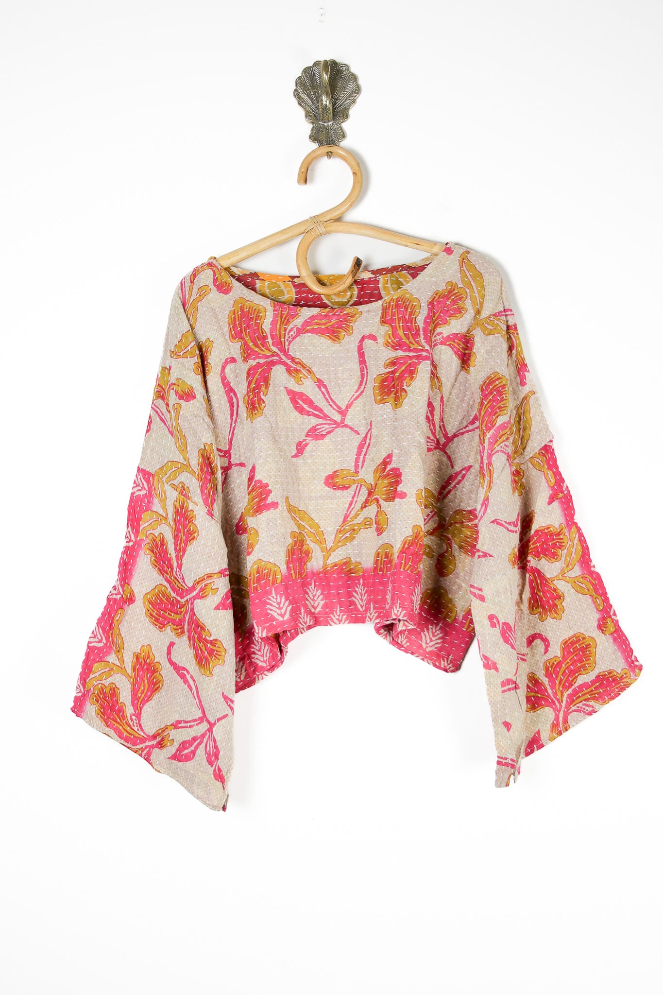 Saral Kantha Top (8126)