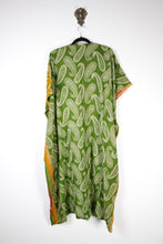Load image into Gallery viewer, Sari Ruana (16999)