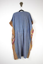 Load image into Gallery viewer, Sari Ruana (17002)