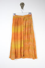 Load image into Gallery viewer, Sarita Silk Skirt M (6537)
