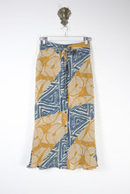Load image into Gallery viewer, Sarita Silk Skirt S (6507)