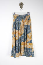 Load image into Gallery viewer, Sarita Silk Skirt S (6507)