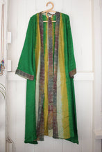 Load image into Gallery viewer, Devi Silk Robe (3382)