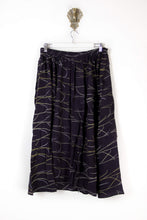 Load image into Gallery viewer, Sarita Silk Skirt 2XL (6585)