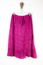 Load image into Gallery viewer, Sarita Silk Skirt 2XL (6587)