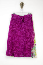 Load image into Gallery viewer, Sarita Silk Skirt 2XL (6594)