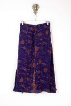 Load image into Gallery viewer, Sarita Silk Skirt M (6525)