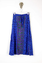 Load image into Gallery viewer, Sarita Silk Skirt S (6505)