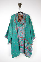 Charger l'image dans la galerie, Sukha Hooded Kantha Tunic (16870)