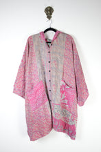 Charger l'image dans la galerie, Sukha Hooded Kantha Tunic (16889)