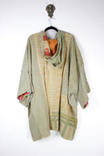 Charger l'image dans la galerie, Sukha Hooded Kantha Tunic (16908)