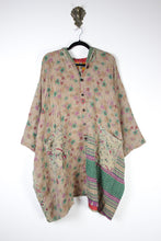 Charger l'image dans la galerie, Sukha Hooded Kantha Tunic (16914)