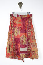 Charger l&#39;image dans la galerie, Sundar Kantha Skirt 2XL (13625)