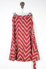 Charger l&#39;image dans la galerie, Sundar Kantha Skirt M (13598)