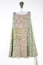Charger l&#39;image dans la galerie, Sundar Kantha Skirt S (13579)