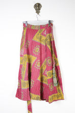 Charger l&#39;image dans la galerie, Sundar Kantha Skirt S (13587)
