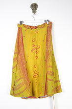 Charger l&#39;image dans la galerie, Sundar Kantha Skirt XL (13616)