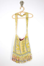 Load image into Gallery viewer, Wanderer Kantha Bag (b196)