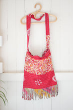 Load image into Gallery viewer, Wanderer Kantha Bag (b162)