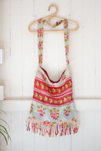 Load image into Gallery viewer, Wanderer Kantha Bag (b171)