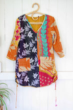 Load image into Gallery viewer, Woodstock Tunic M (2338)