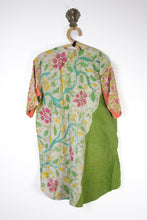 Load image into Gallery viewer, Woodstock Tunic S/M (15948)