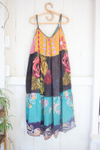 Load image into Gallery viewer, Zephyr Kantha Dress M-L (1951)