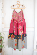 Load image into Gallery viewer, Zephyr Kantha Dress S-M (1938)