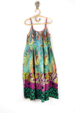 Load image into Gallery viewer, Zephyr Dress L (6885)