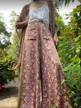 Load image into Gallery viewer, Aloka Silk Pants XL (5861)