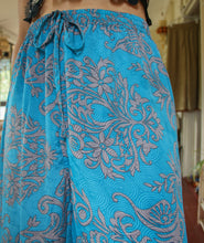 Load image into Gallery viewer, Silk Palazzo Pants L/XL (132)