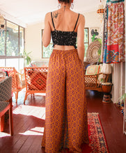 Load image into Gallery viewer, Silk Palazzo Pants S/M (102)