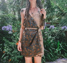 Load image into Gallery viewer, Twin Flame Wrap Dress L/XL (636)